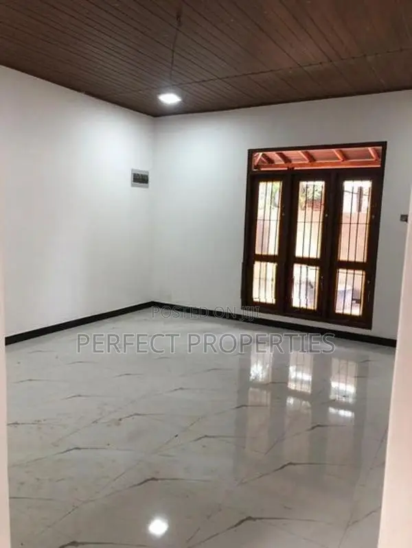 New House for Sale – Wattala, Hendala, Kerawalapitiya