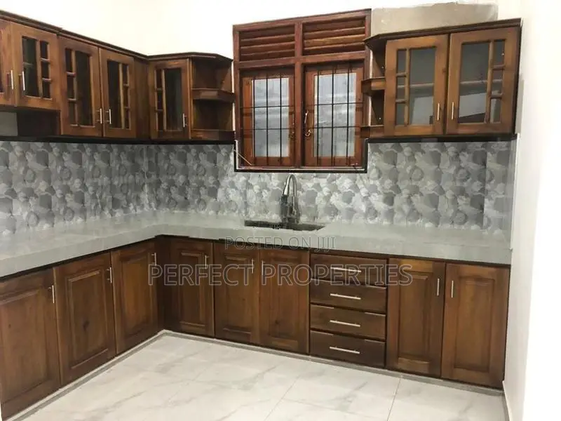 New House for Sale – Wattala, Hendala, Kerawalapitiya