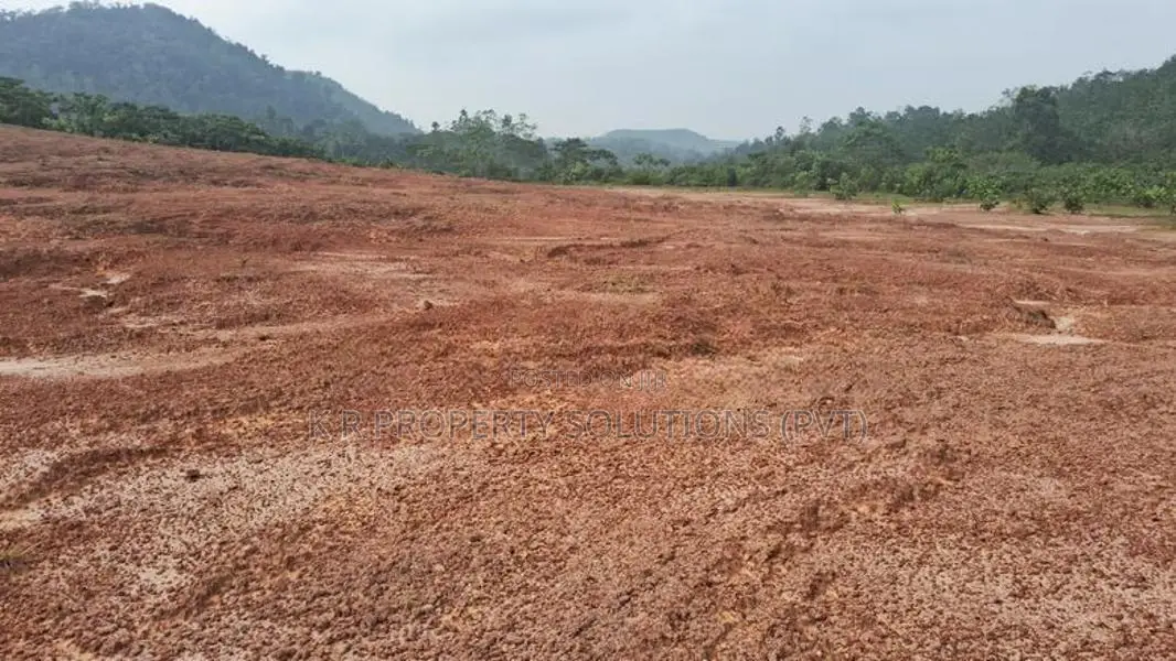 Land for sale in Kalutara