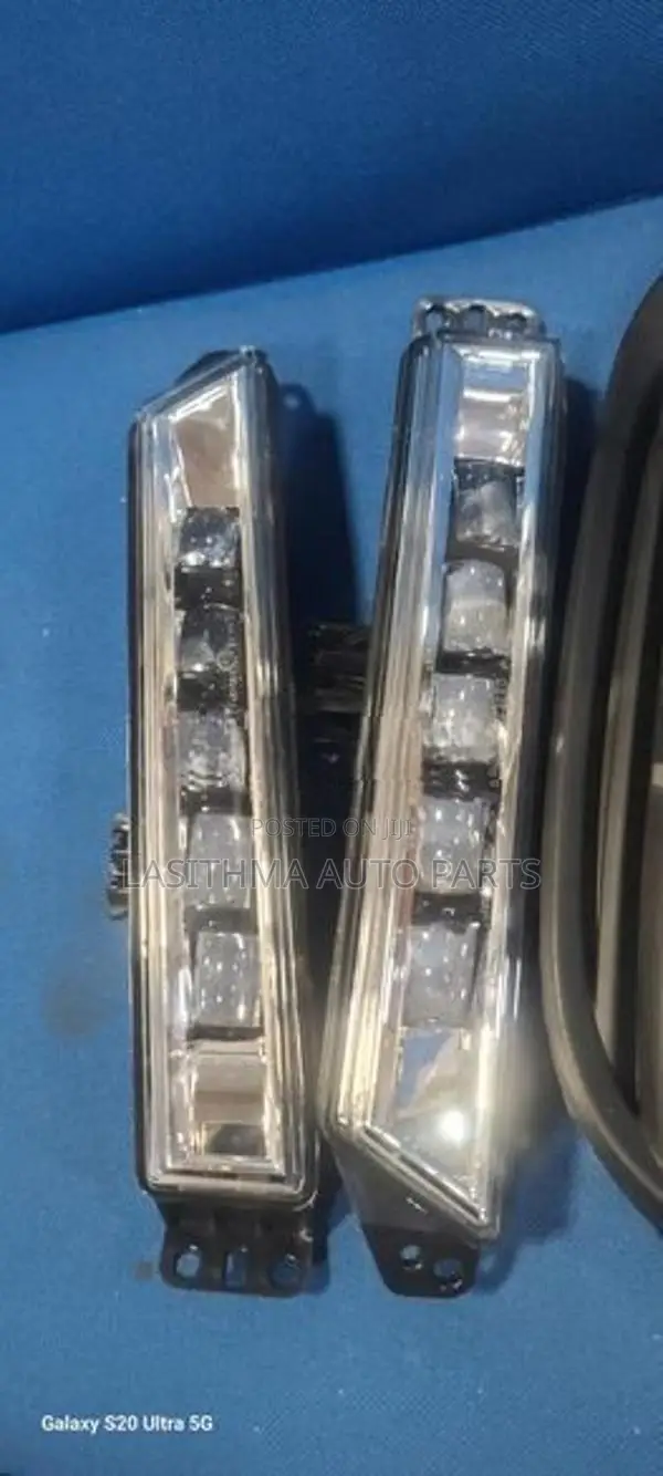 Vezel RS Fog Lamp Set