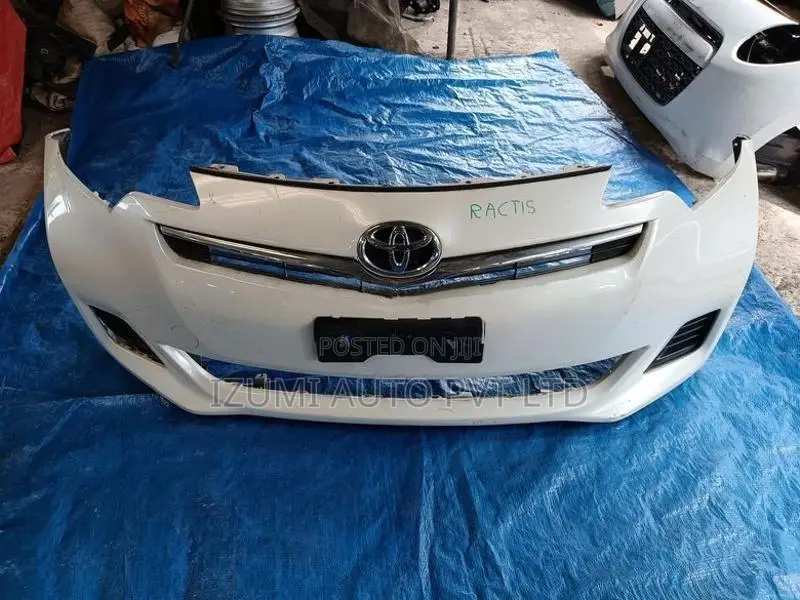 Toyota Ractis front bumper