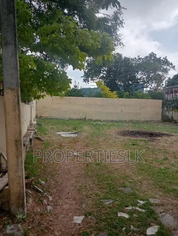 Kohuwala Prime Location 14 Perches Land For Sale