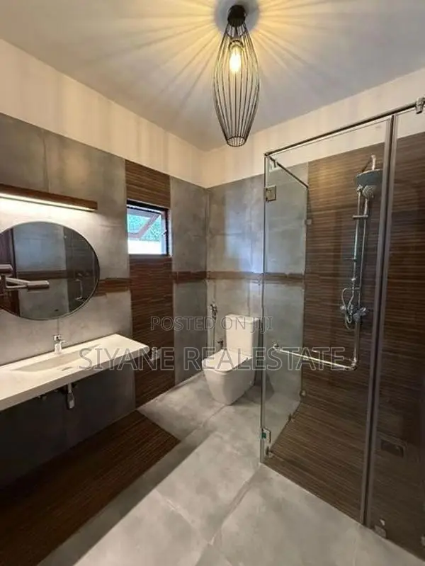 Brand New House for Sale in Thalawathugoda