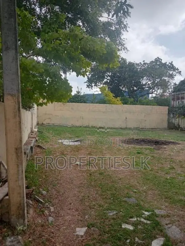 Kohuwala Prime Location 14 Perches Land For Sale