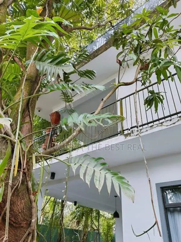 Athurugiriya: 4BR (9 perches) House for Sale at Pahala Korathota