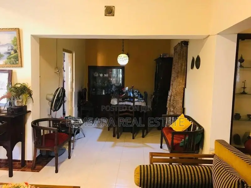 4-Bedroom Two-Story House in Nawala | SH15300