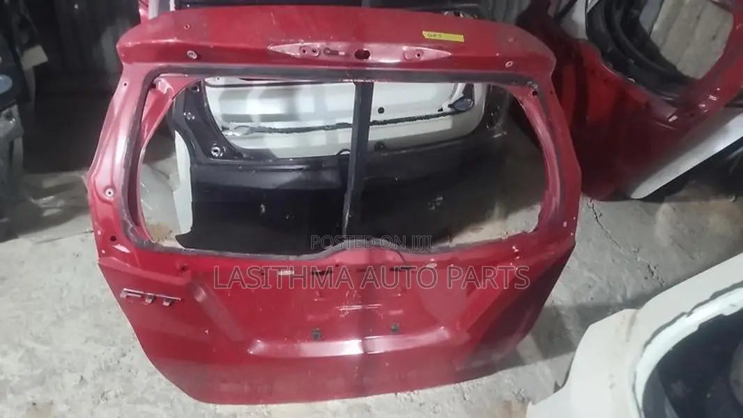 Fit Gp 5 Dicky Door panal