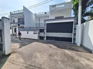 piliyandala town house for sale