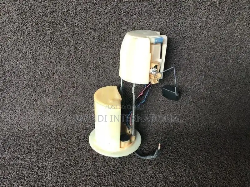 Toyota Vitz Ksp130 Petrol Floater