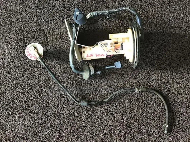 Daihatsu Mira La300 Petrol Floater