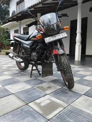 Bajaj Platina 100 2015