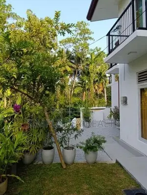 Beutiful Two Story House for Sale in Gampaha Ganemulle