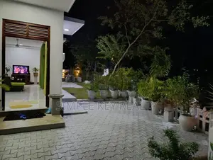 Beutiful Two Story House for Sale in Gampaha Ganemulle