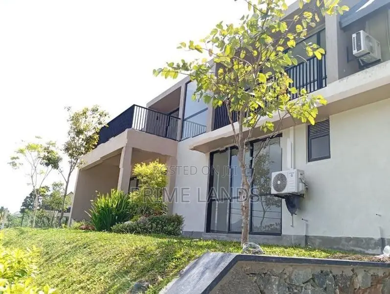 Valuable Villas for Sale Kandy