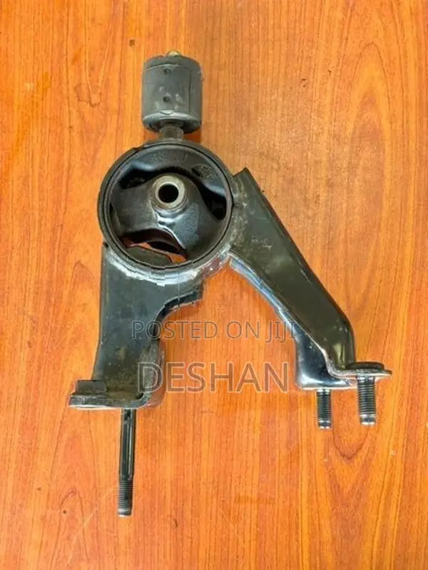 Toyota prius zvw30 engine bed mount