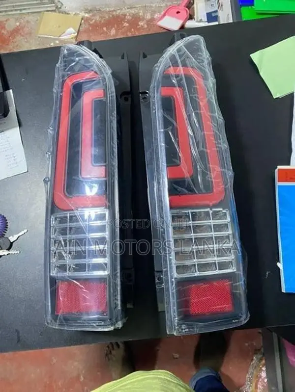 toyota kdh tail light