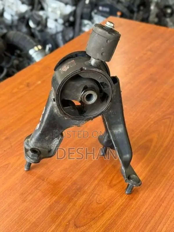 Toyota prius zvw30 engine bed mount