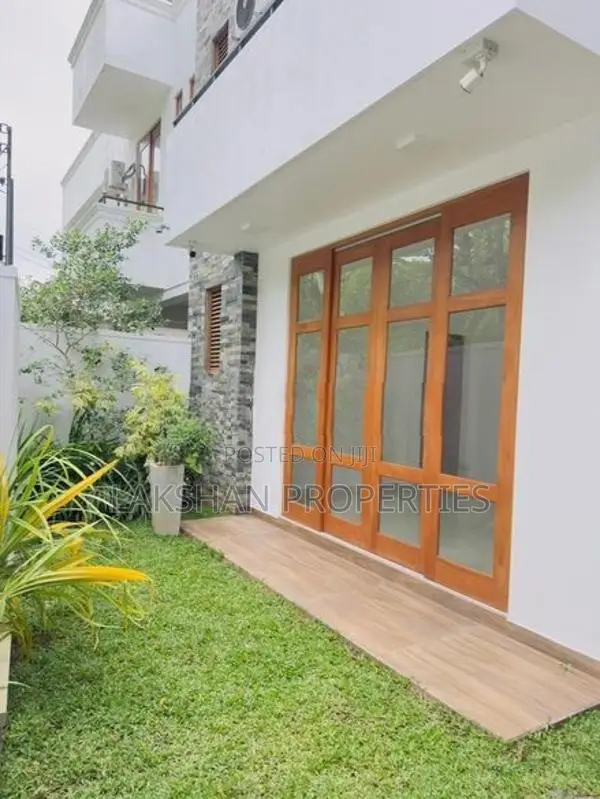 Brand New House For Sale In Piliyandala