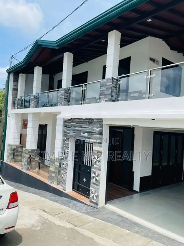 Luxury House for Sale in Kadawatha Ragama Road