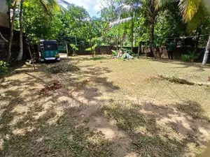 Land for Sale Gamoaha Yakkala Road