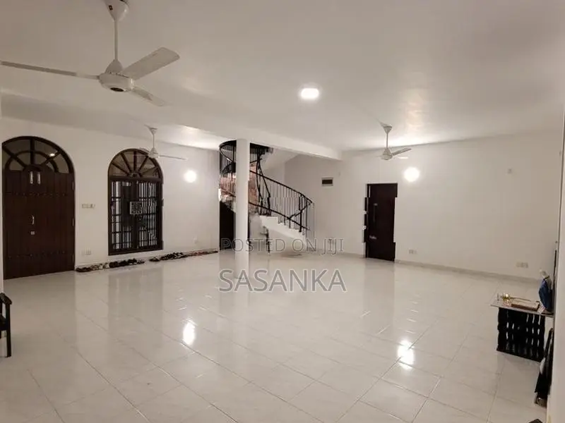 Battaramulla Pelawatta 5000 Sqft Office Space For Rent