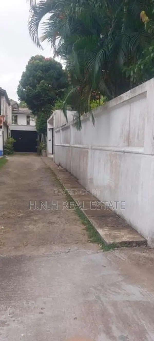 Land for sale in Nawala