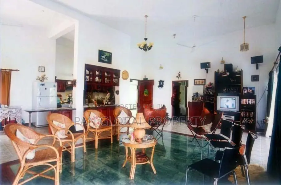 Water Front House For Sale in Bolgoda