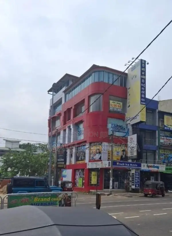 Building for Rent in Battaramulla