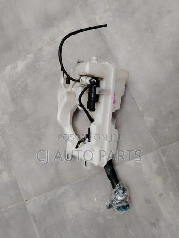 Mini Cooper S 2014 Wiper Warsher Tank