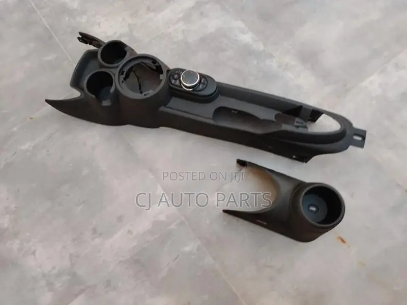 Mini Cooper S 2014 Center Console