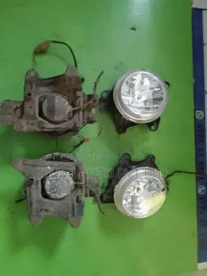 Daihatsu Fog Lamps