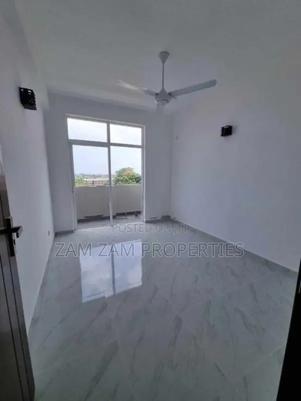 New Luxury Apartment for Sale in Moratuwa
