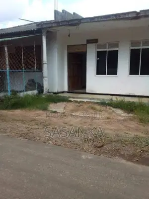 Pannipitiya Prime Lcation 13.7Perches Land With House For Sale