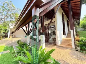 Ultra-Luxury Fully Furnished Masterpiece Residence – Battaramulla