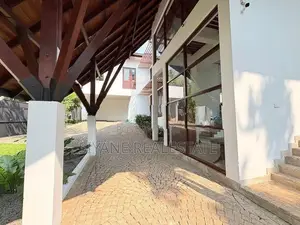 Ultra-Luxury Fully Furnished Masterpiece Residence – Battaramulla