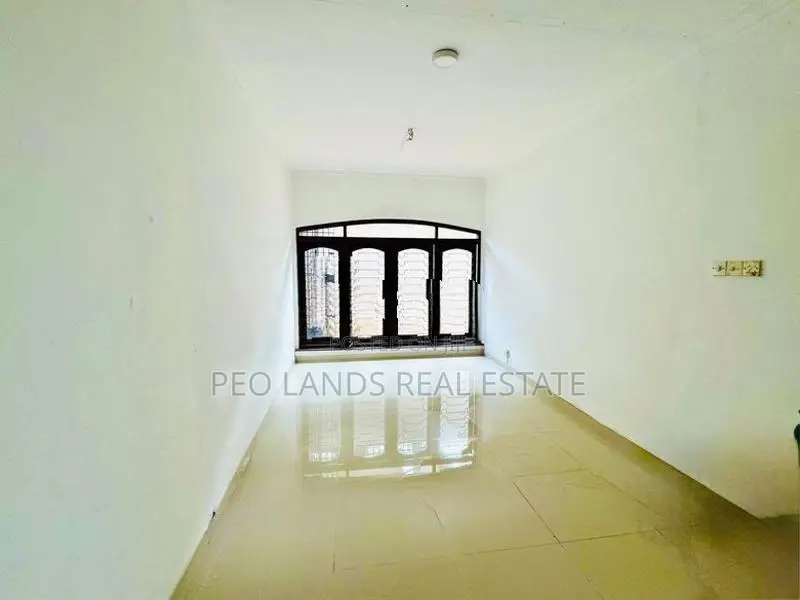 (p635) Two Storey House for Sale in Boralesgamuwa