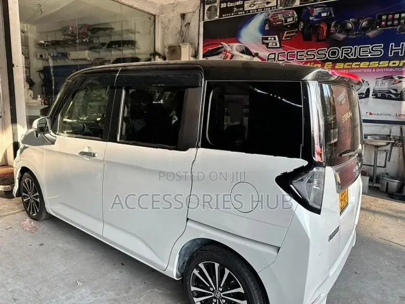 Toyota Roomy Door Visors