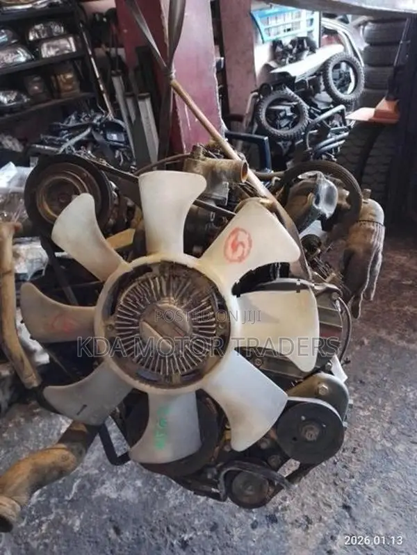 Isuzu 4JG2 Engine