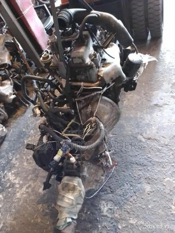 Isuzu 4JG2 Engine
