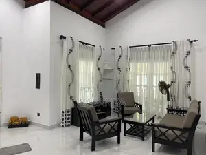 Gampaha Naranwala Brand New Luxury House for Sale
