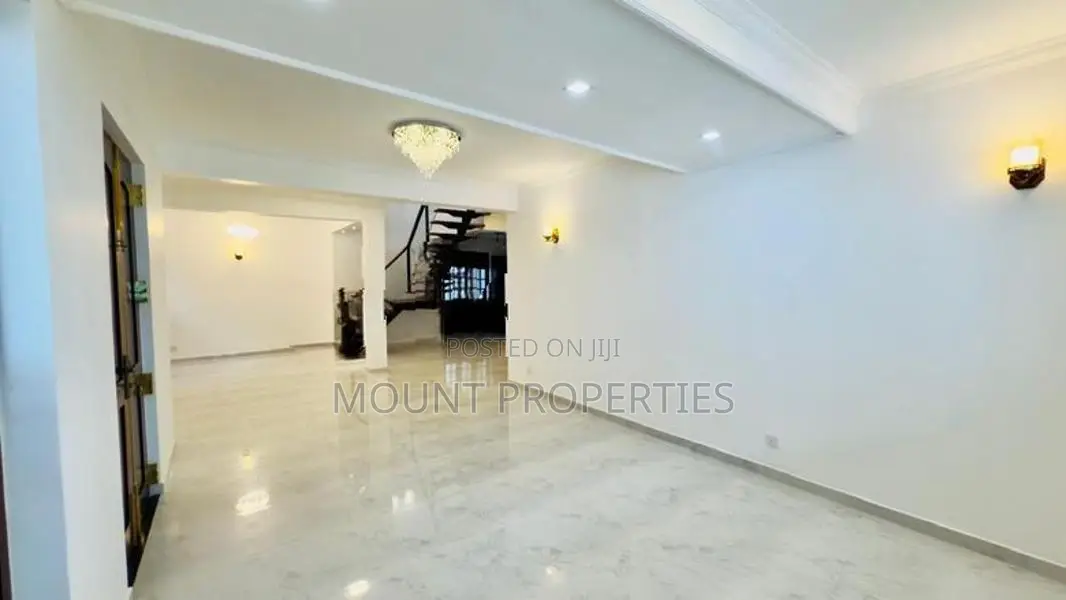 Luxury 2 Storey House for Sale in Maharagama