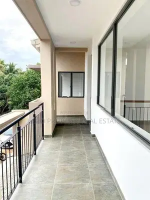 Sale for a Luxury Modern House in Piliyandala