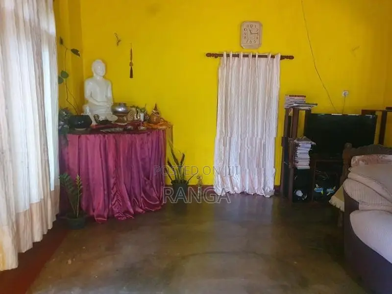 House with Land Sale in Galagedara