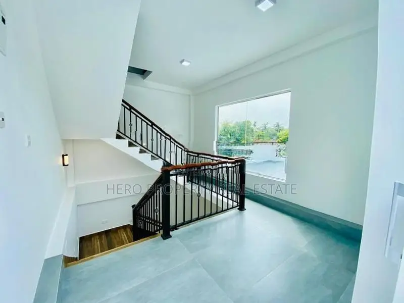 Quality Modern Valuable Luxury House for Sale in Boralesgamuwa