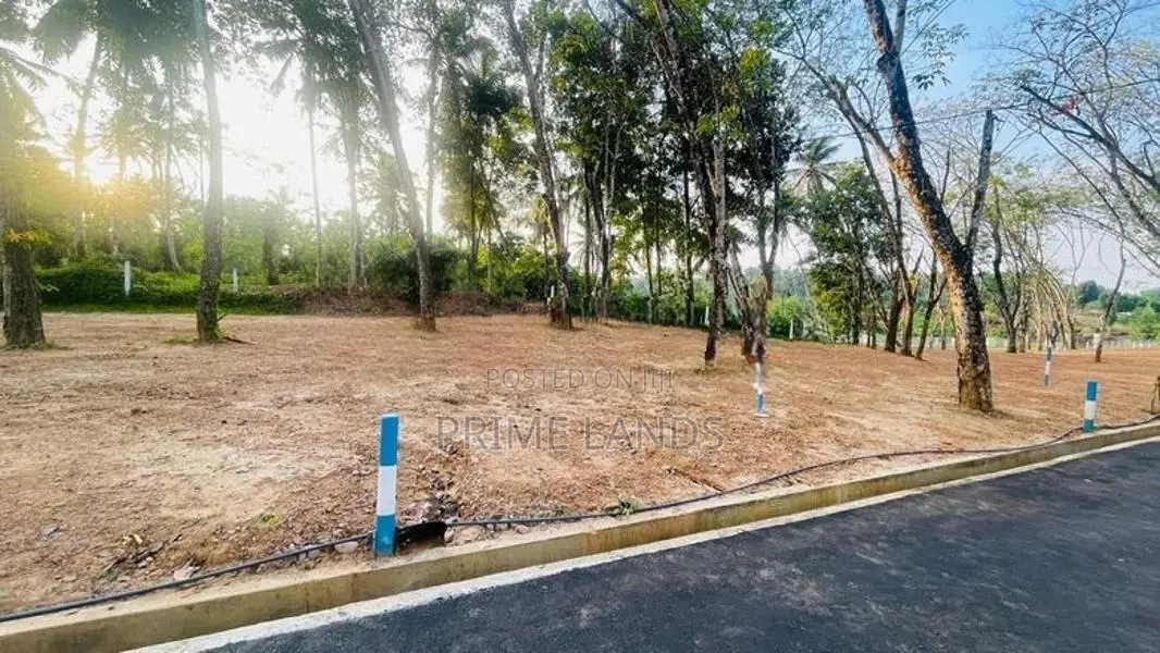 Homagama Thalagala Land Plot for Sale