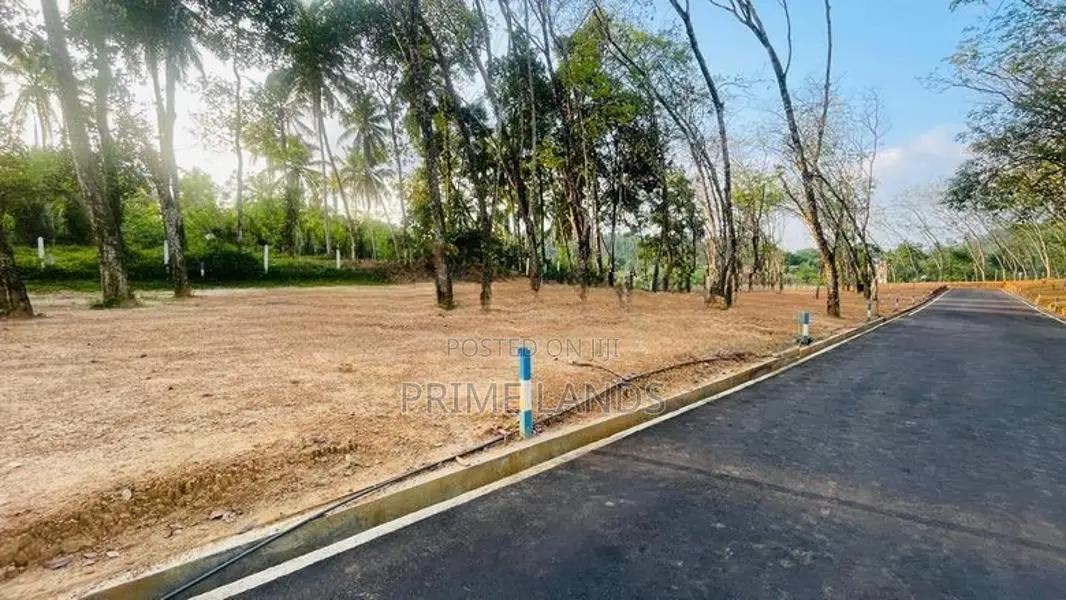 Homagama Thalagala Land Plot for Sale