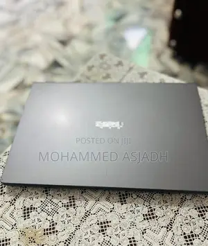 Asus VivoBook Laptop