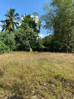 land for sale udugampola