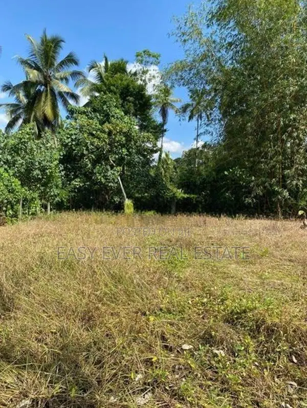 land for sale udugampola