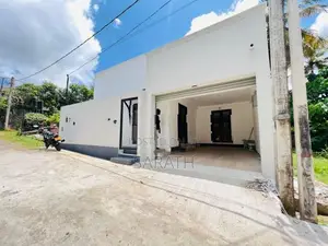 Single Storied Brand New House In Malabe